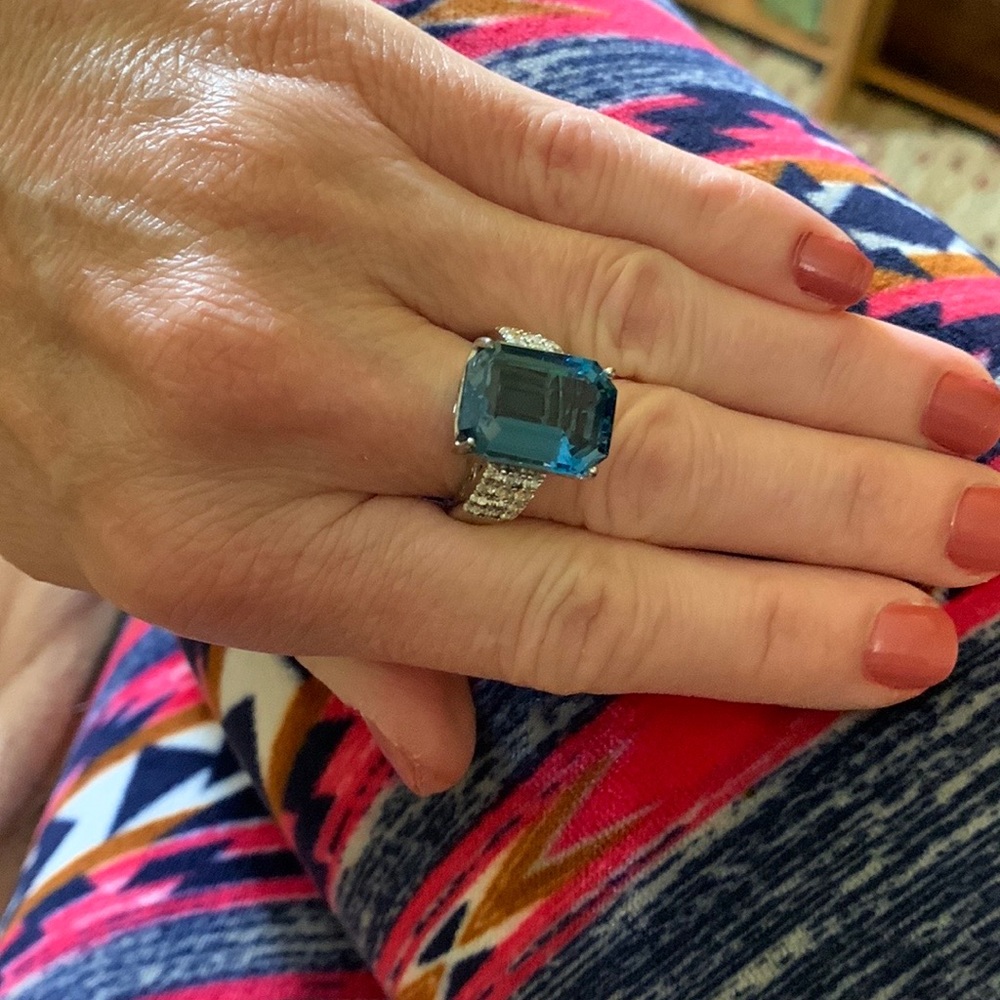 🎉EXQUISITE 💙SZ 6 GORGEOUS GENUINE LONDON BLUE TOPAZ/WHITE TOPAZ!
Platinum/Silver - Picture 4 of 13